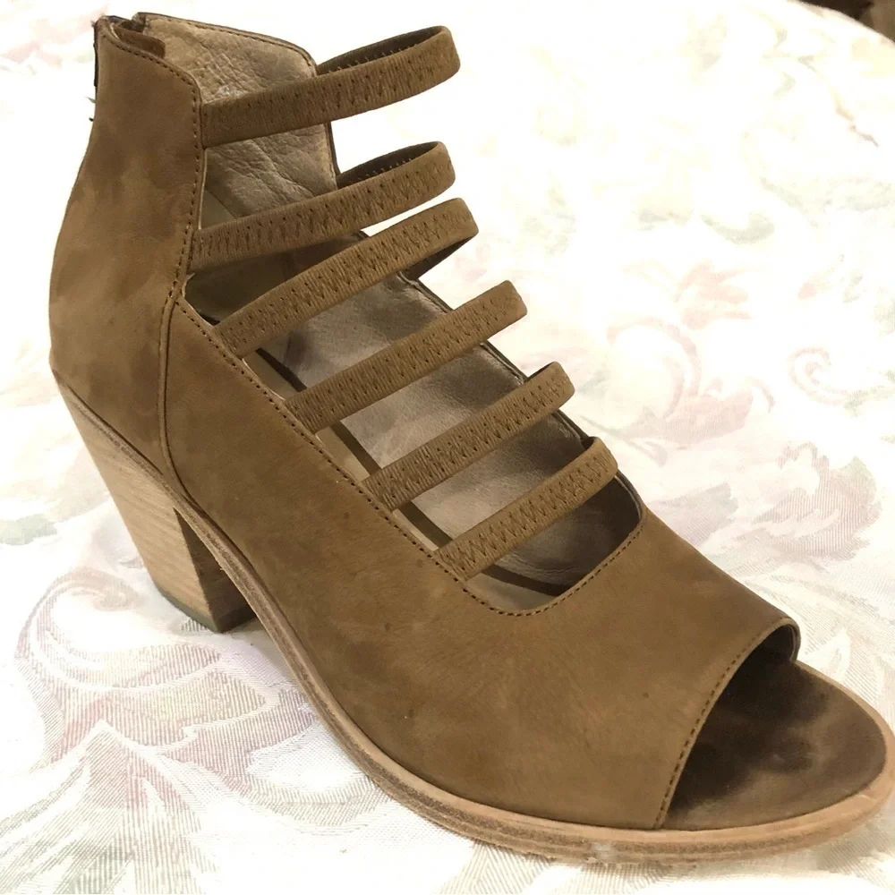 Eileen Fisher Sienna Nubuck James Strappy Block Heel Sandal Sz 6.5